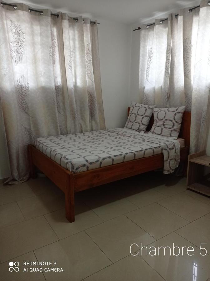 Le Mastro Chambre D'Hotes Mamoudzou Екстериор снимка